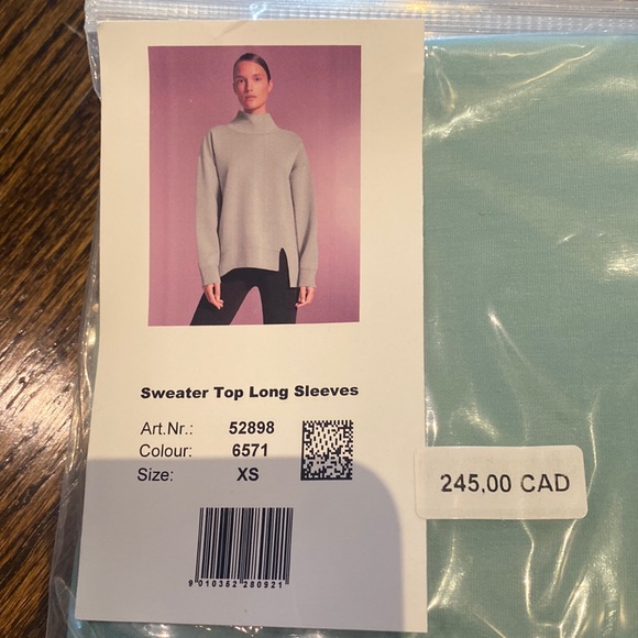Wolford Sweater Long Sleeve Sage green New with tags - Picture 1 of 2